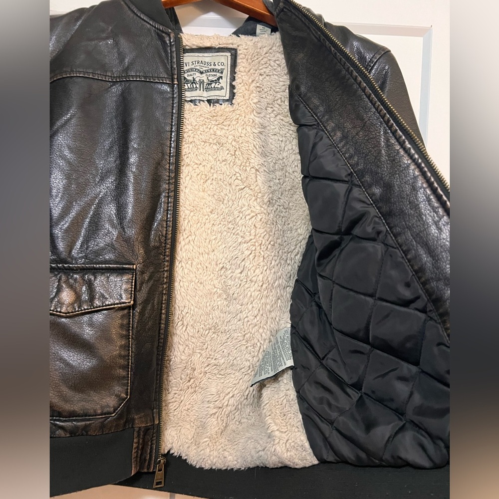 Levis Jacket Women’s M Brown Sherpa Lined Faux Leather Trucker Bomber Coat Hood - Picture 2 of 8